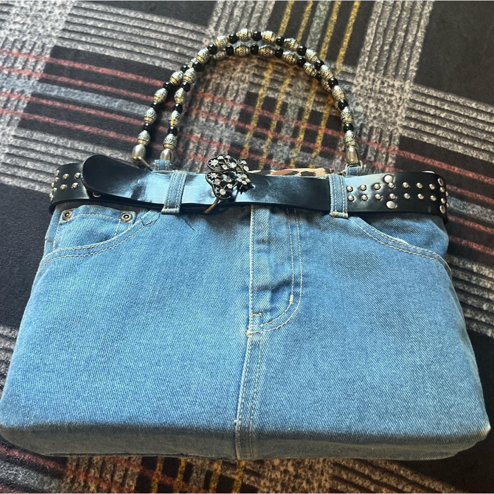 Jean purse with belt and lepored print inside